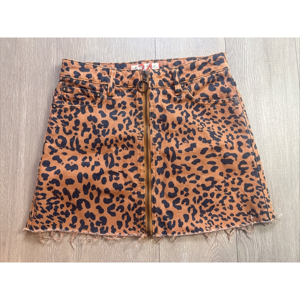 Free People We The Free Women's Size 24 Regular Distressed Leopard‎ Denim Skirt
